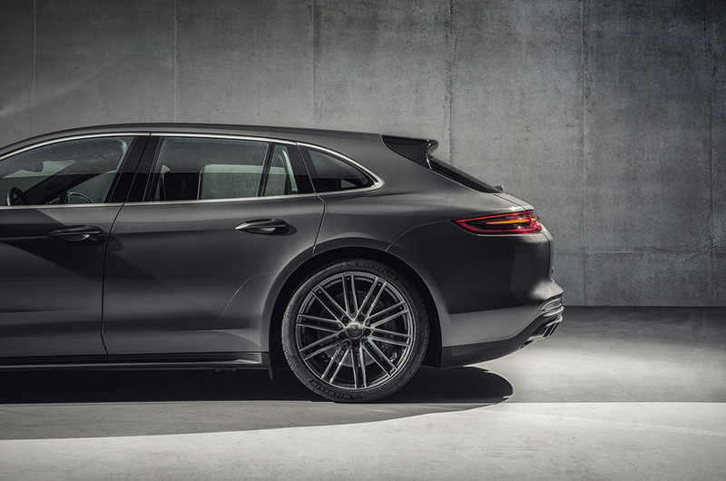 Illustration for article titled The 2018 Porsche Panamera Sport Turismo Is The Gorgeous Porsche Wagon We've Been Waiting For
